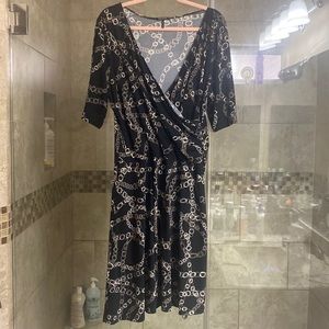 Daisy Fuentes Woman’s Dress
